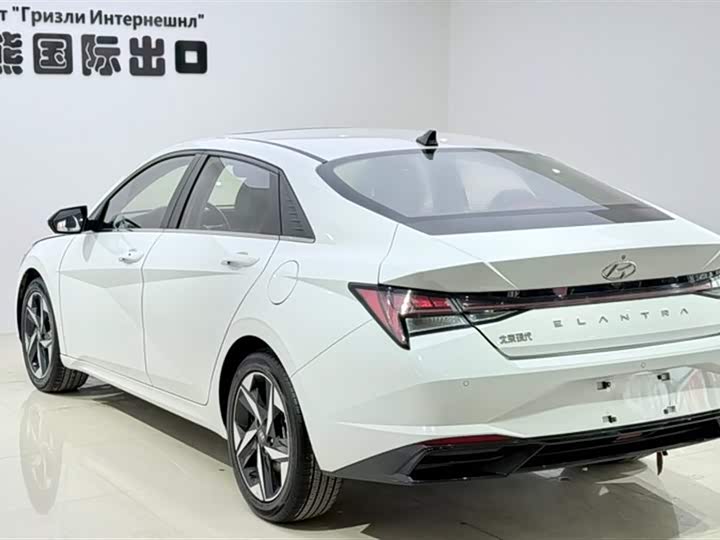 Фото 6 - Hyundai Elantra N line