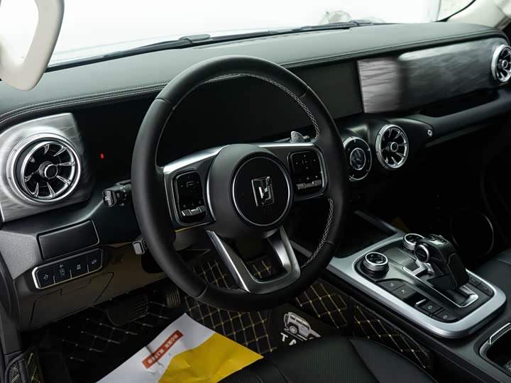 Фото 5 - Tank 300