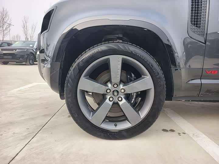 Фото 4 - Land Rover Defender