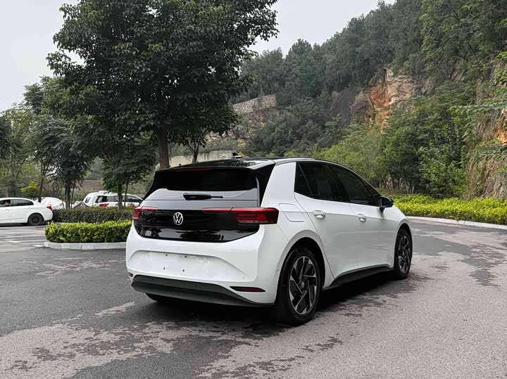 Фото 8 - Volkswagen ID.3