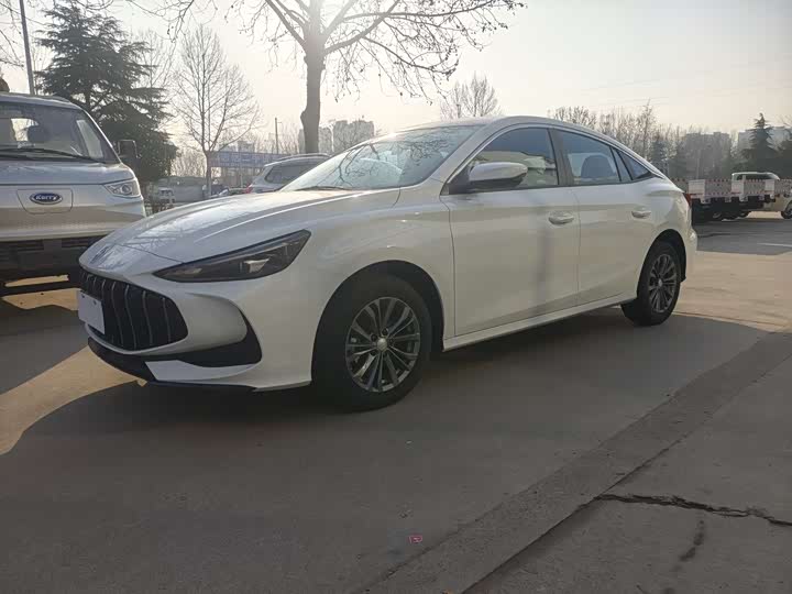 Фото 1 - MG Motor 5