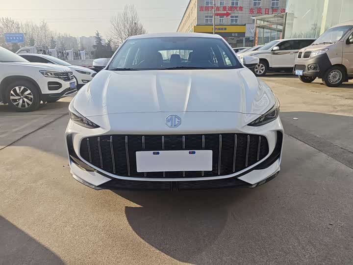 Фото 2 - MG Motor 5