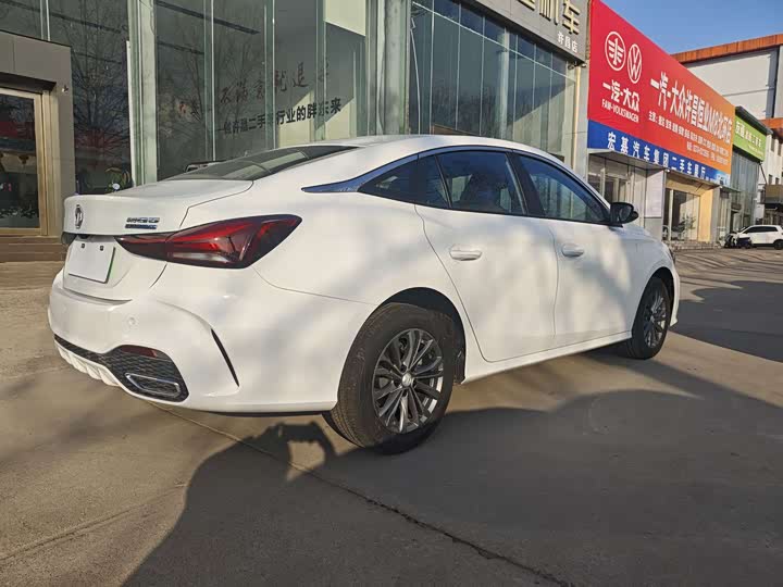 Фото 4 - MG Motor 5