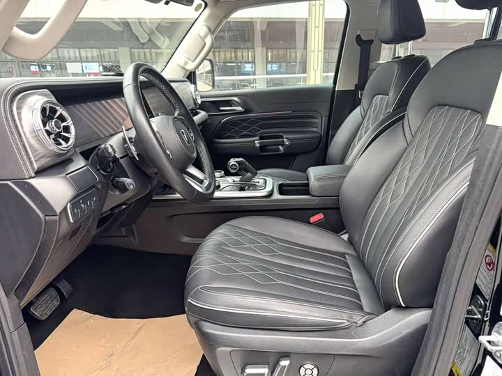 Фото 4 - Tank 300