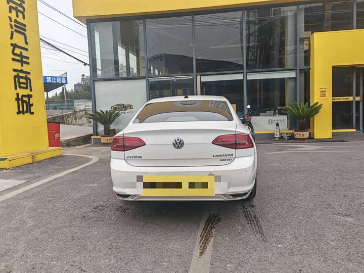 Фото 2 - Volkswagen Lamando L
