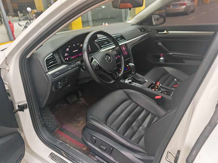 Фото 5 - Volkswagen Lamando L