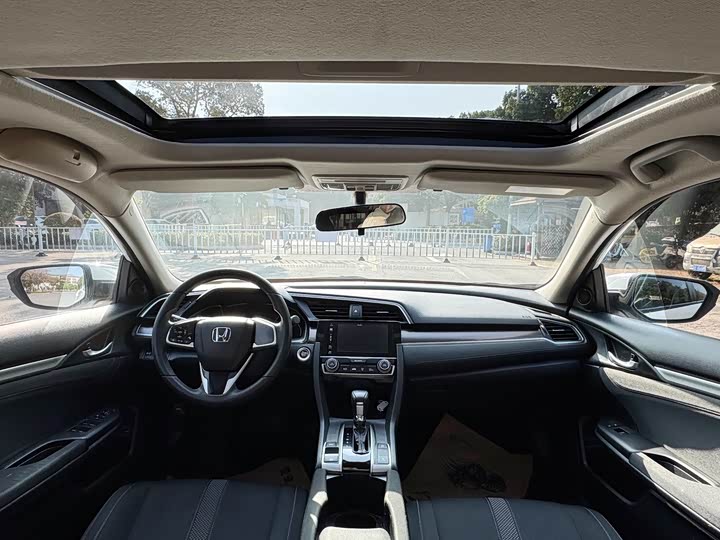 Фото 5 - Honda Civic