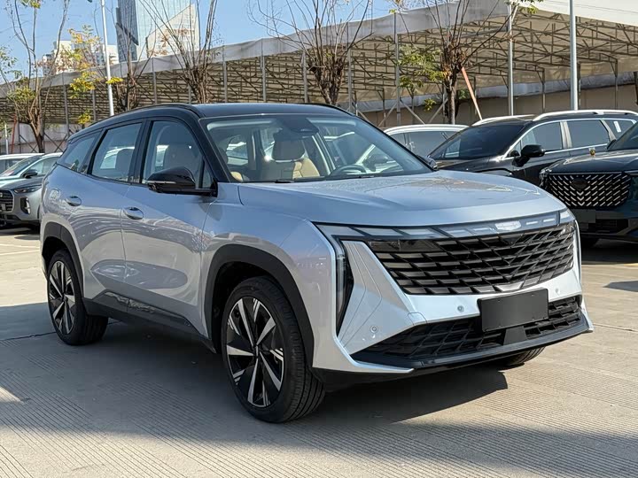 Фото 4 - Geely Atlas L