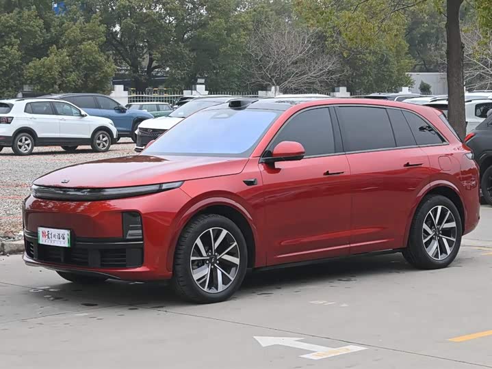 Фото 1 - LiXiang L7