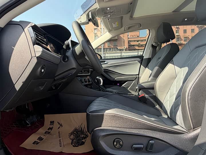 Фото 7 - Volkswagen Sagitar L