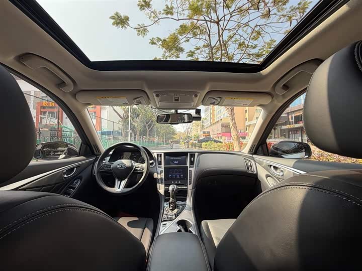 Фото 2 - Infiniti Q50L