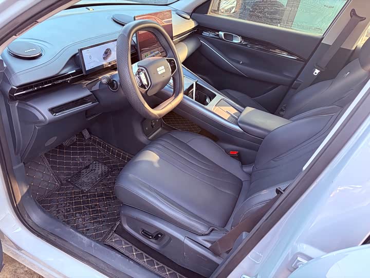 Фото 9 - Geely Galaxy E5