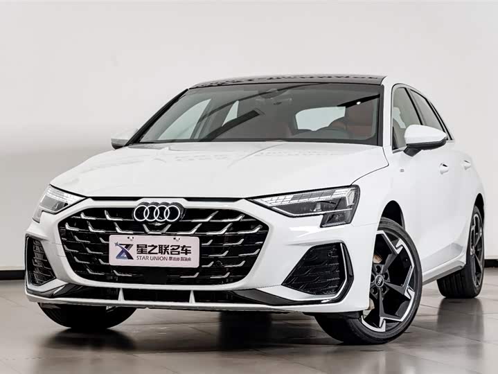 Фото 2 - Audi A3