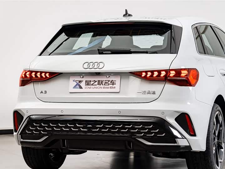 Фото 8 - Audi A3