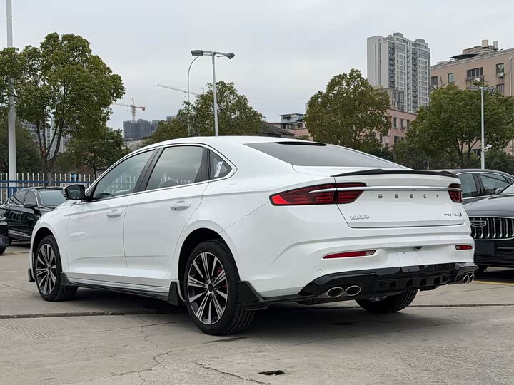 Photo 4 - Geely Preface