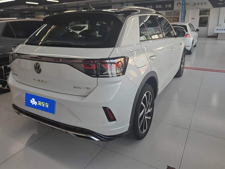 Фото 3 - Volkswagen T-Roc