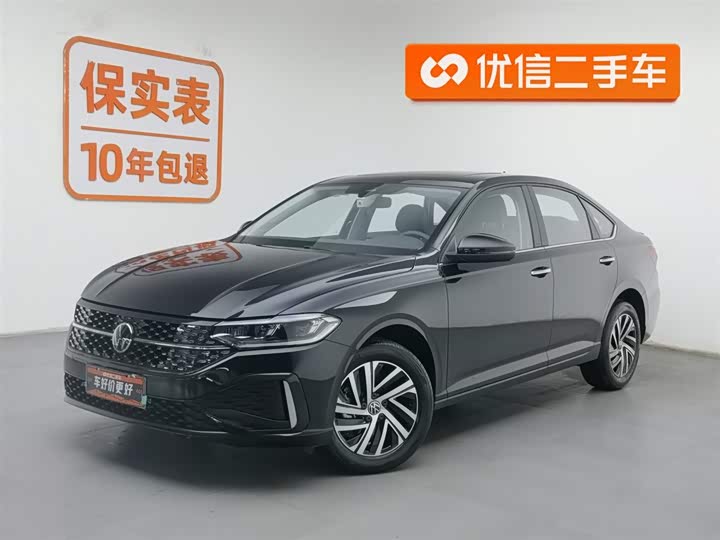 Photo 1 - Volkswagen Lavida