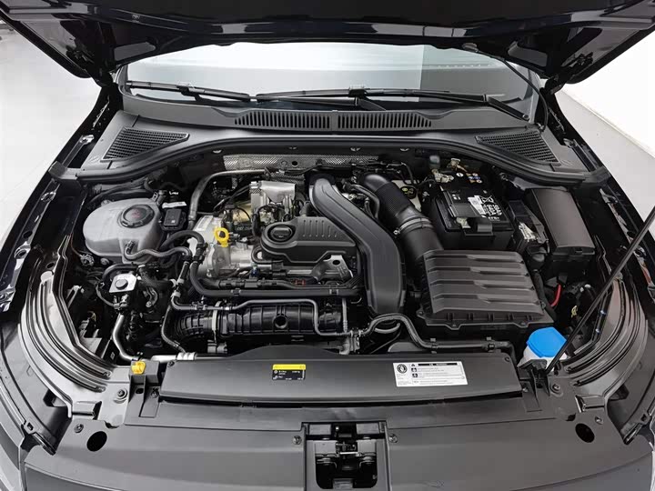 Photo 6 - Volkswagen Lavida