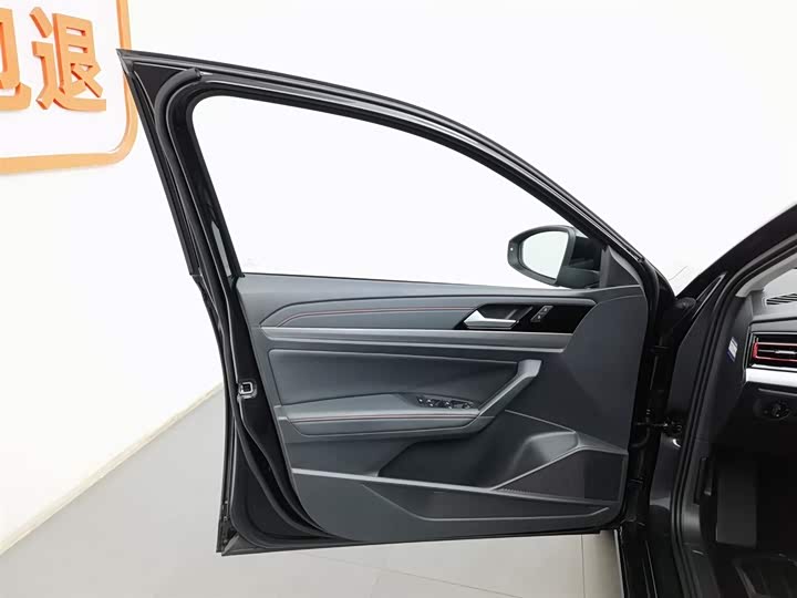 Photo 8 - Volkswagen Lavida