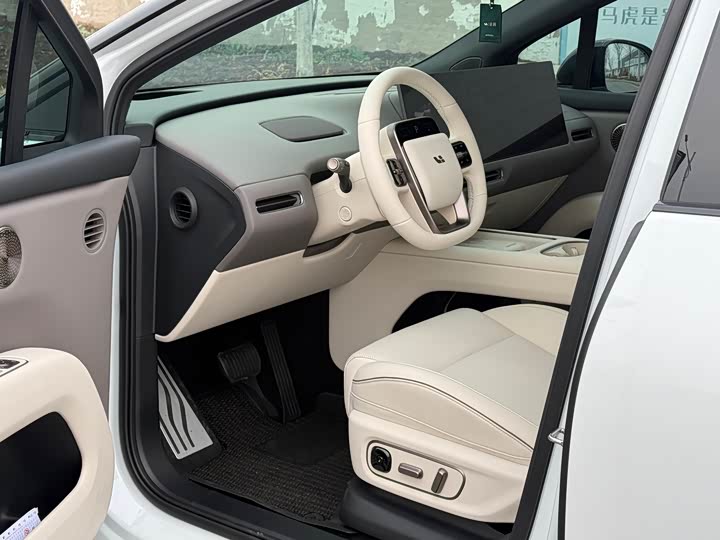 Фото 4 - LiXiang i6