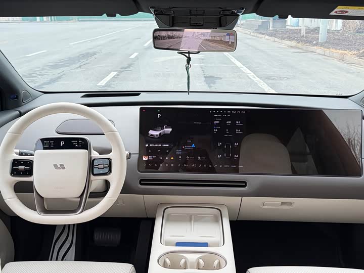 Фото 6 - LiXiang i6