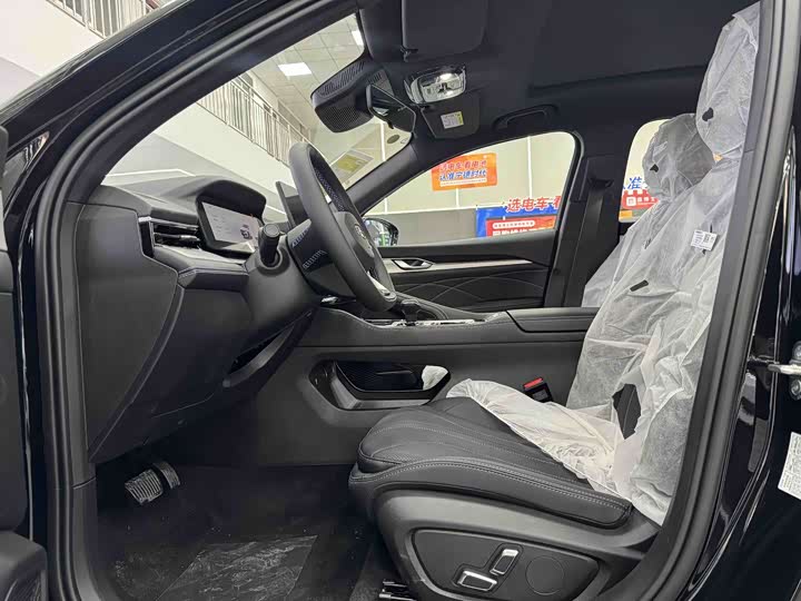 Photo 7 - Geely Preface