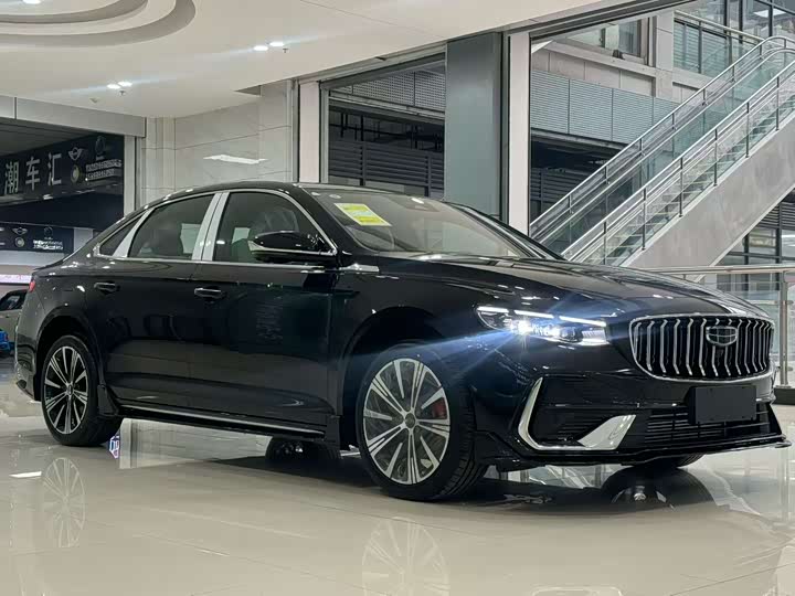 Фото 3 - Geely Preface