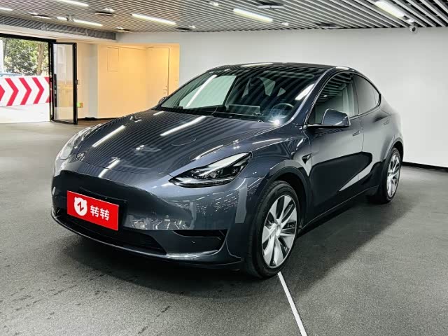 Фото 1 - Tesla Model Y