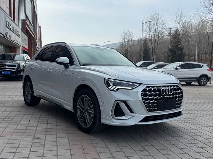 Фото 3 - Audi Q3