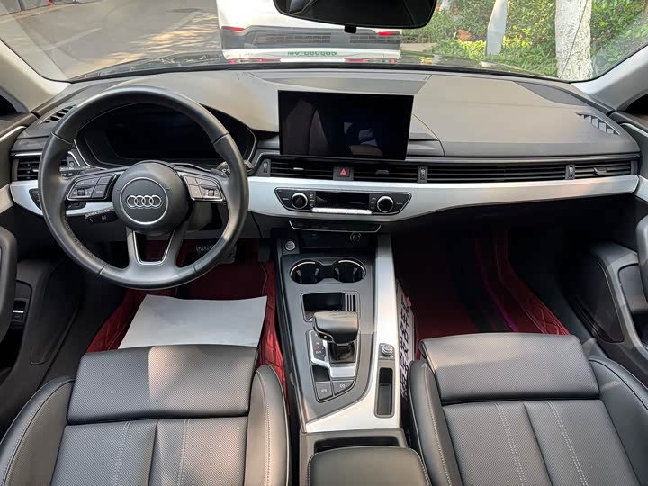 Фото 9 - Audi A4L