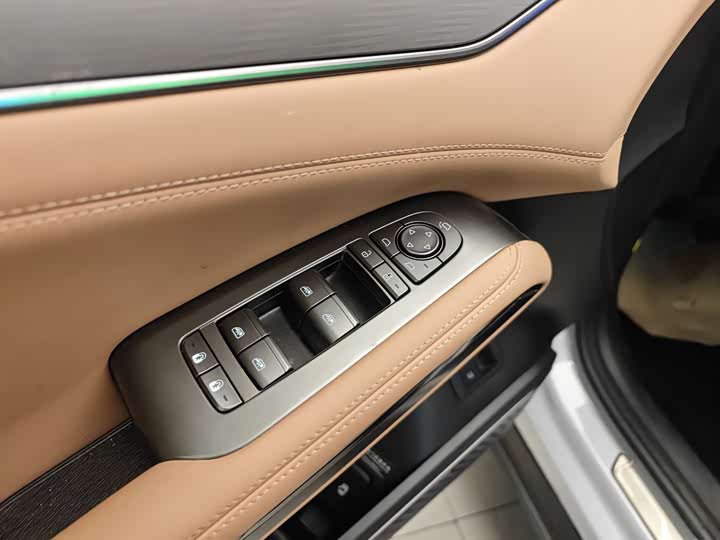 Фото 8 - BYD Song L