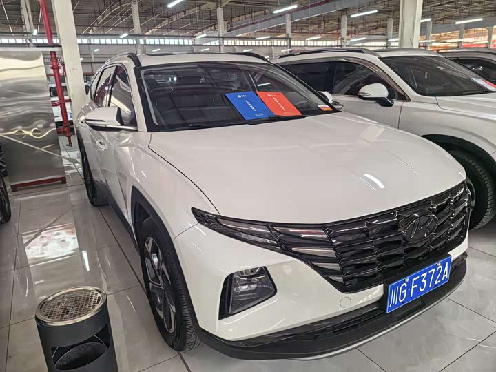 Фото 2 - Hyundai Tucson L