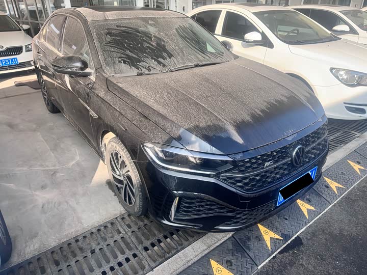 Фото 3 - Volkswagen Lavida