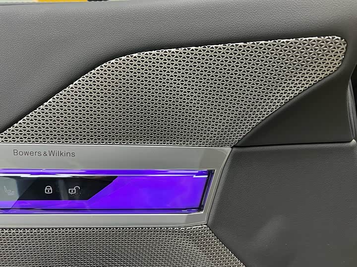 Фото 6 - BMW 7 Series