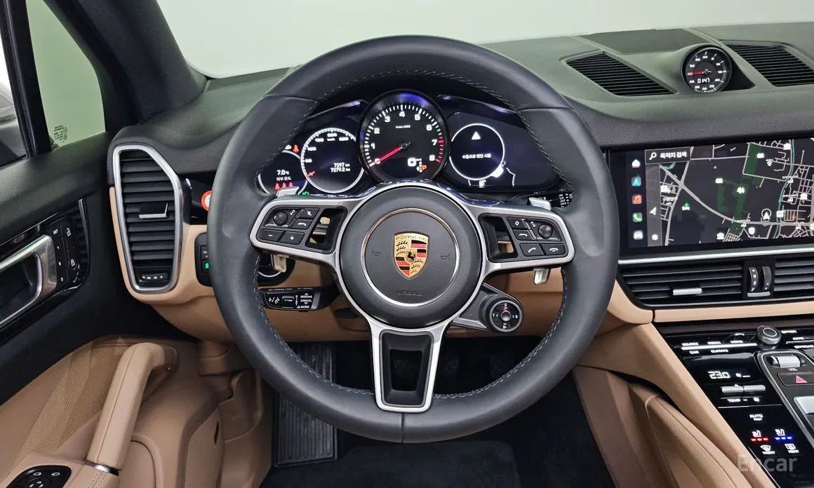 Фото 14 - Porsche Cayenne