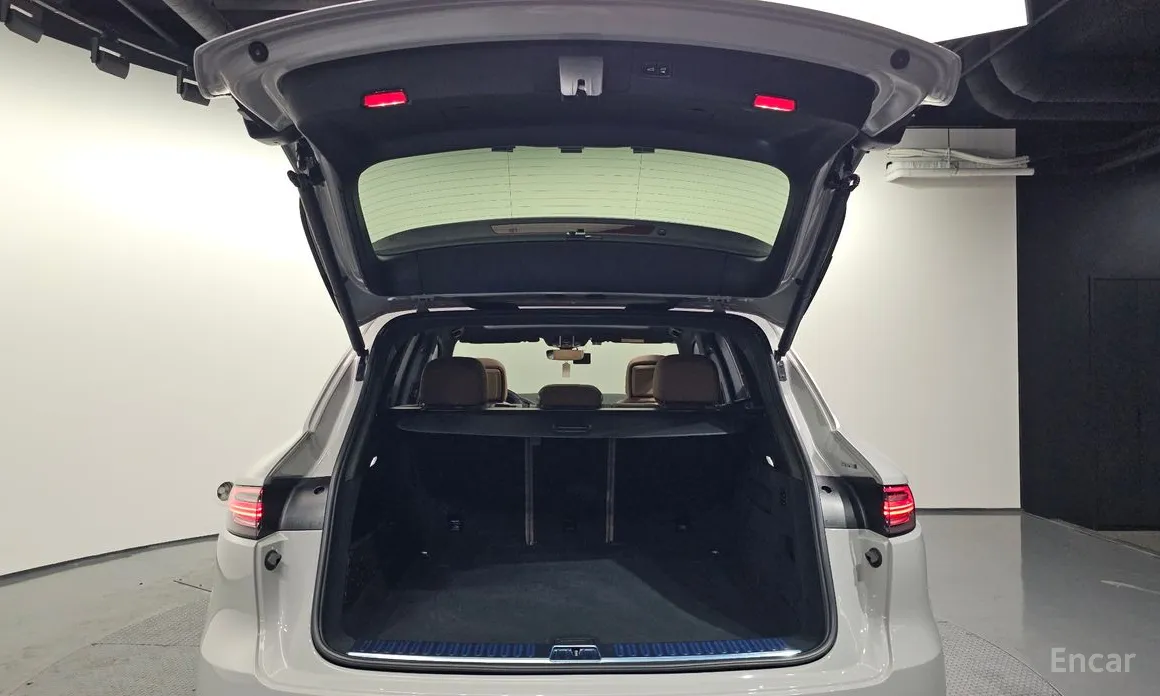 Фото 21 - Porsche Cayenne