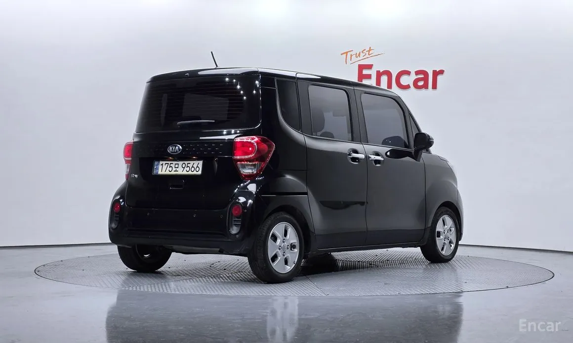 Фото 2 - Kia Ray