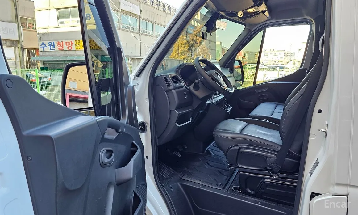 Фото 10 - Renault Master