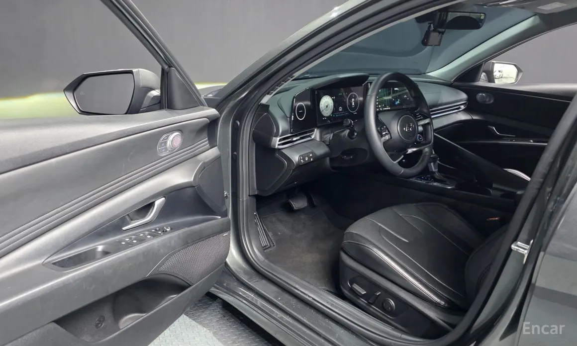 Фото 10 - Hyundai Avante