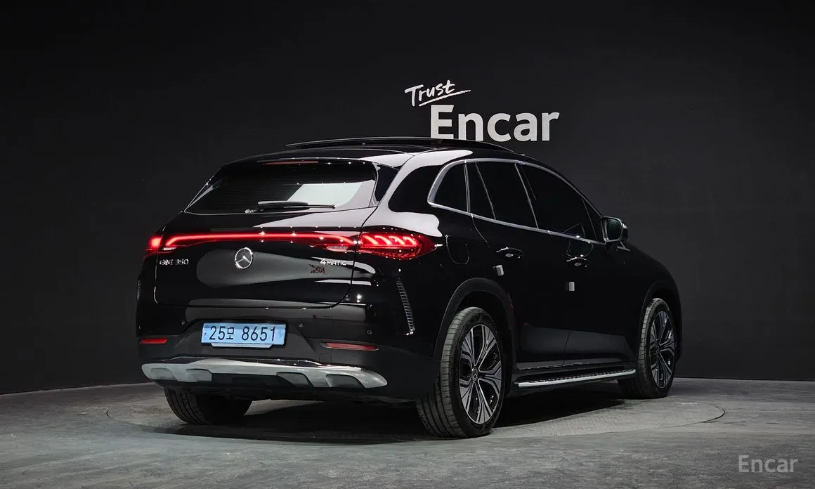 Фото 2 - Mercedes-Benz EQE