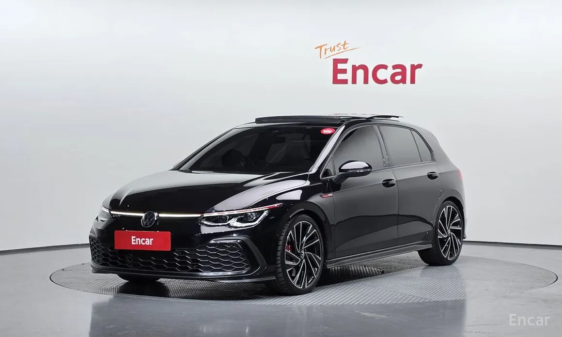 Photo 1 - Volkswagen Golf