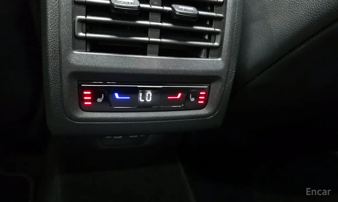 Photo 17 - Volkswagen Golf