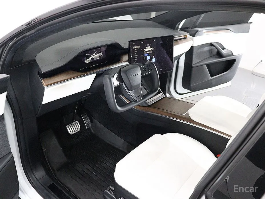 Фото 18 - Tesla Model X