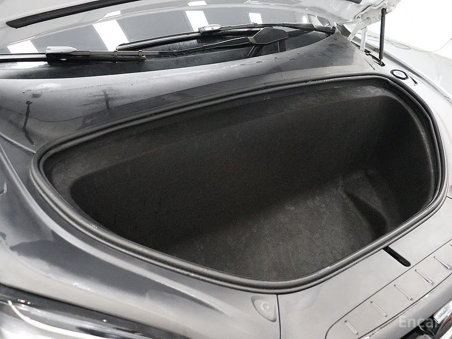 Фото 19 - Tesla Model X