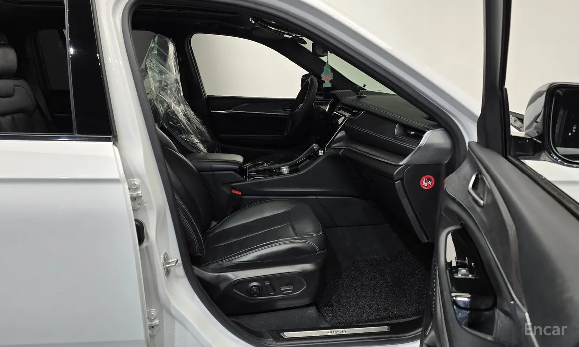 Фото 11 - Jeep Cherokee