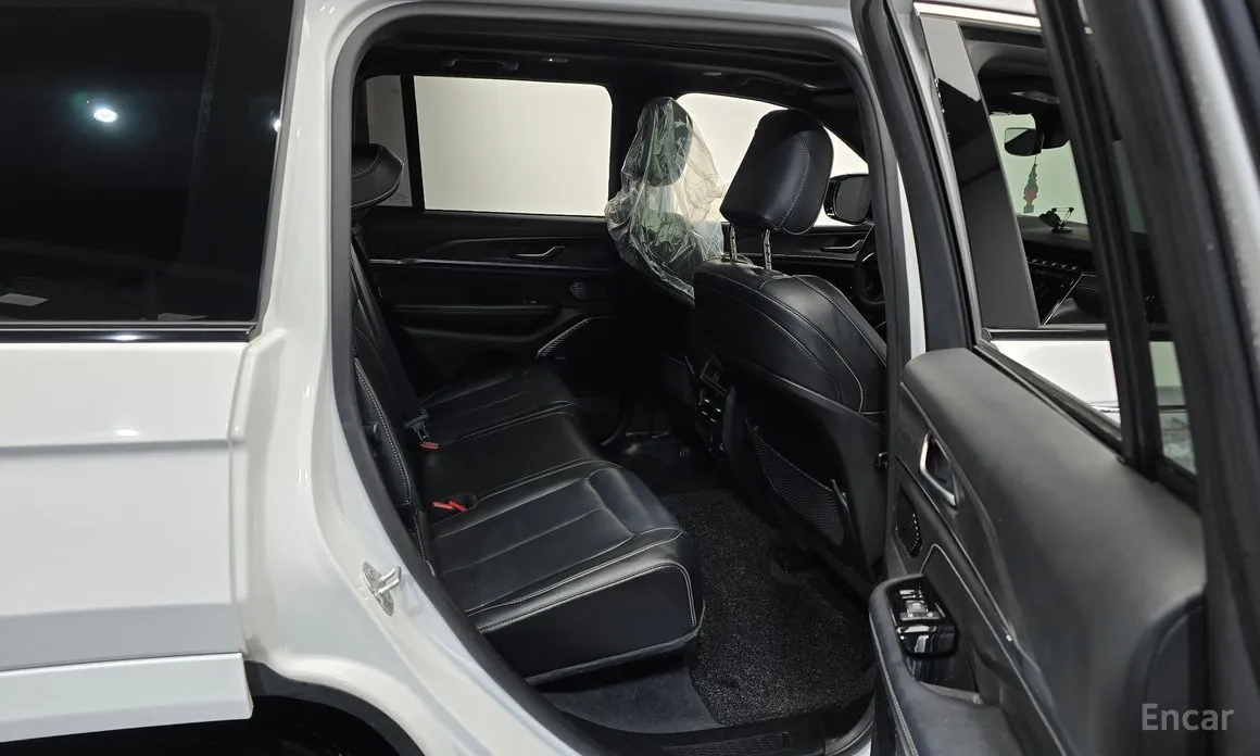 Фото 12 - Jeep Cherokee