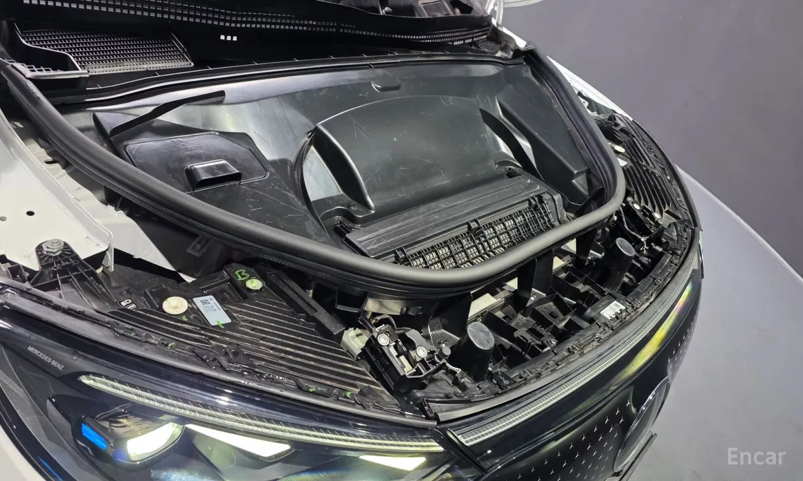 Фото 6 - Mercedes-Benz EQE