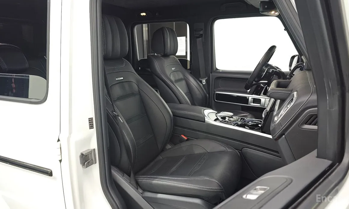 Фото 10 - Mercedes-Benz G-Class