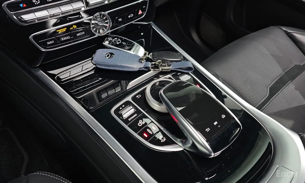 Фото 9 - Mercedes-Benz G-Class