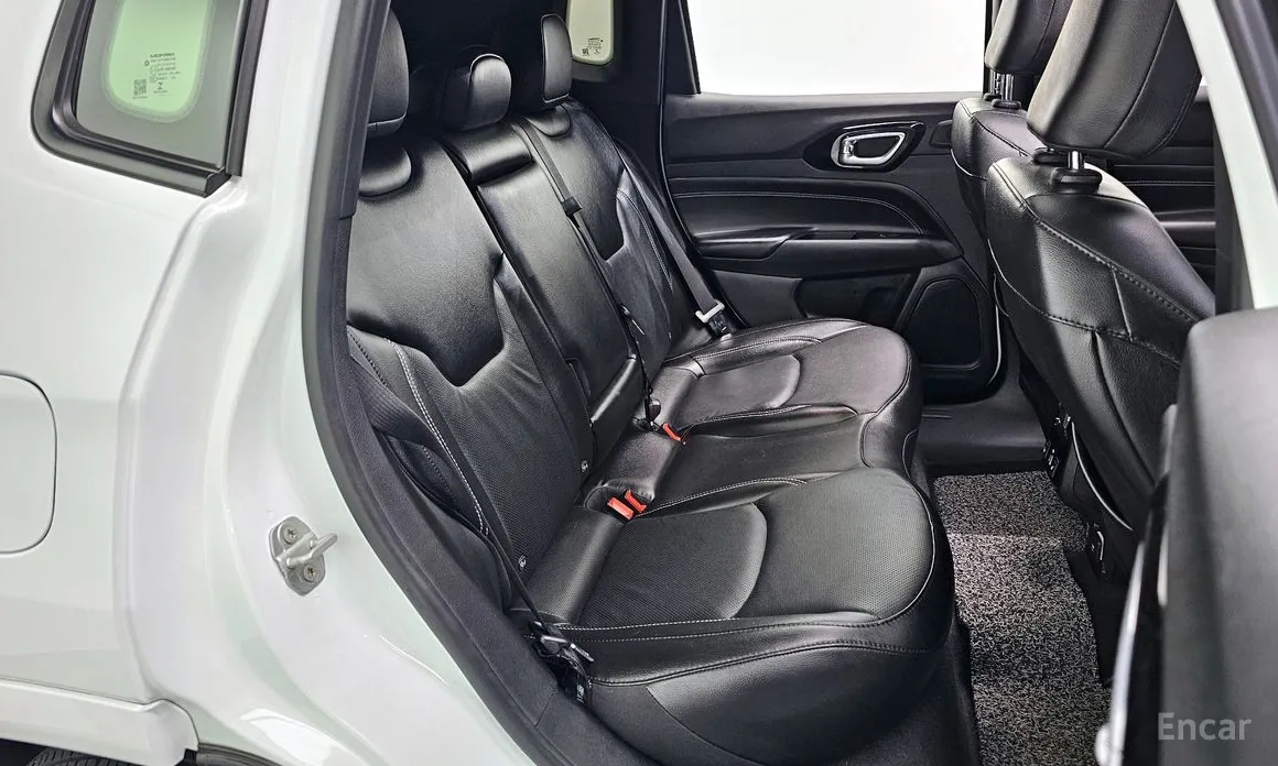 Фото 12 - Jeep Compass